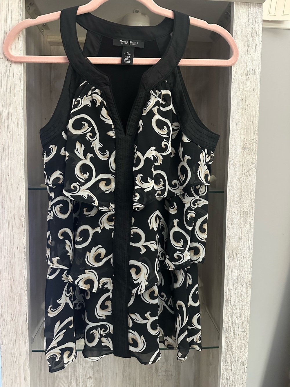 White House Black Market Black & White Patterned Ruffle Top